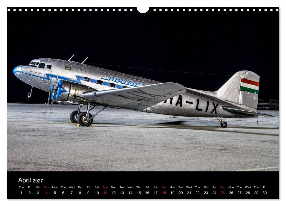 World of Planes (CALVENDO Monthly Calendar 2027)