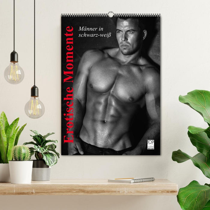 Erotische Momente. Männer in schwarz-weiß (CALVENDO Wandkalender 2027)