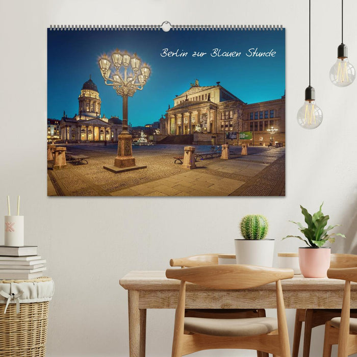 Die Blaue Stunde in Berlin (CALVENDO Wandkalender 2027)