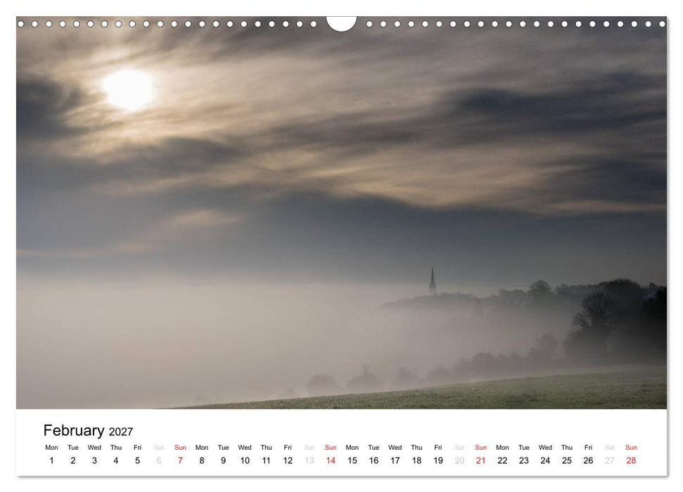 Stonehenge Sunsets & Salisbury Cathedral (CALVENDO Monthly Calendar 2027)