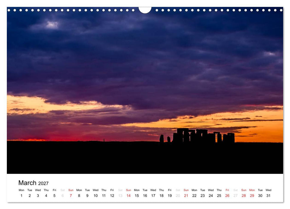 Stonehenge Sunsets & Salisbury Cathedral (CALVENDO Monthly Calendar 2027)