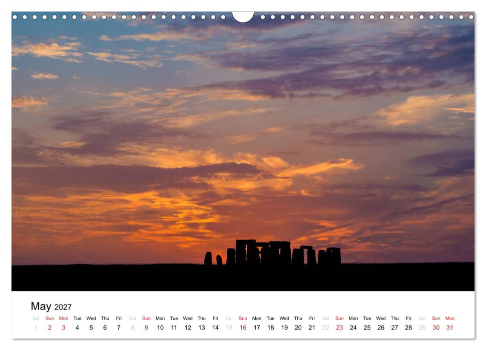 Stonehenge Sunsets & Salisbury Cathedral (CALVENDO Monthly Calendar 2027)