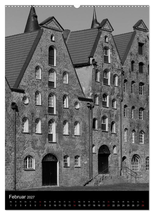 Lübeck schwarz-weiß (CALVENDO Wandkalender 2027)
