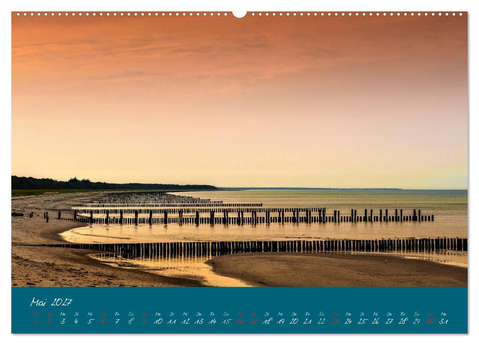 Blick auf die Halbinsel Fischland, Darß und Zingst (CALVENDO Wandkalender 2027)