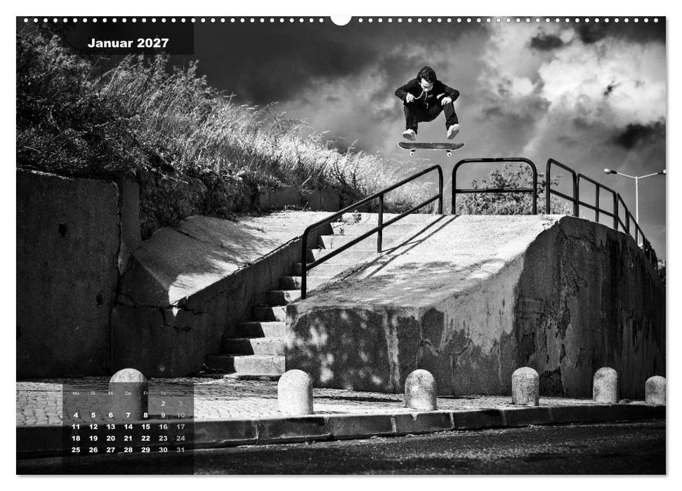 Skateboarden in Schwarz-Weiß (CALVENDO Premium Wandkalender 2027)