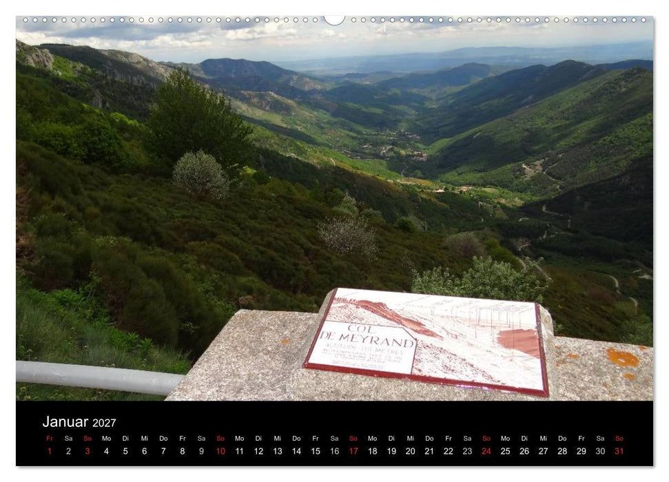 Ardèche · Wandergebirge und Kajakschluchten in Südfrankreich (CALVENDO Wandkalender 2027)
