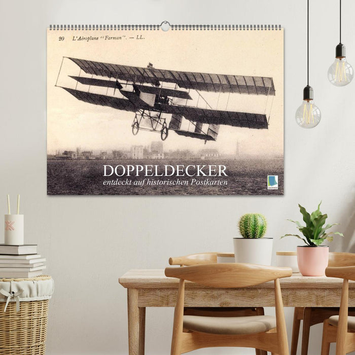 Doppeldecker entdeckt auf historischen Postkarten (CALVENDO Wandkalender 2027)