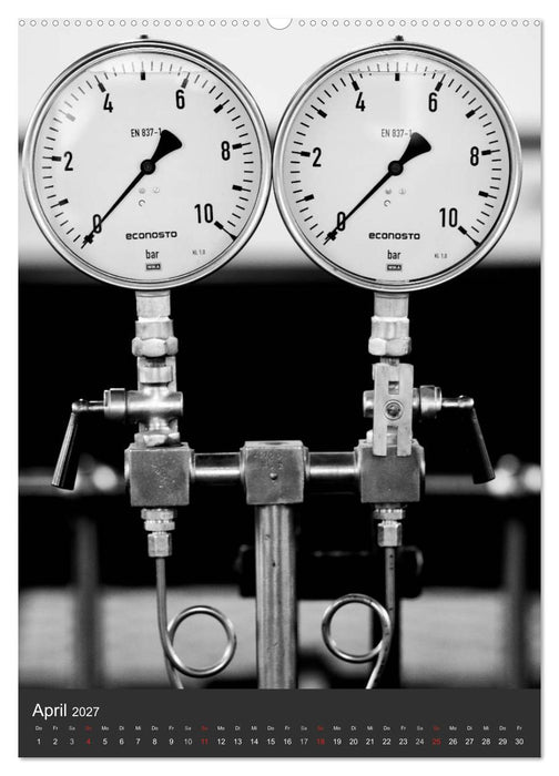 Industrieästhetik in Schwarz-Weiss (CALVENDO Wandkalender 2027)