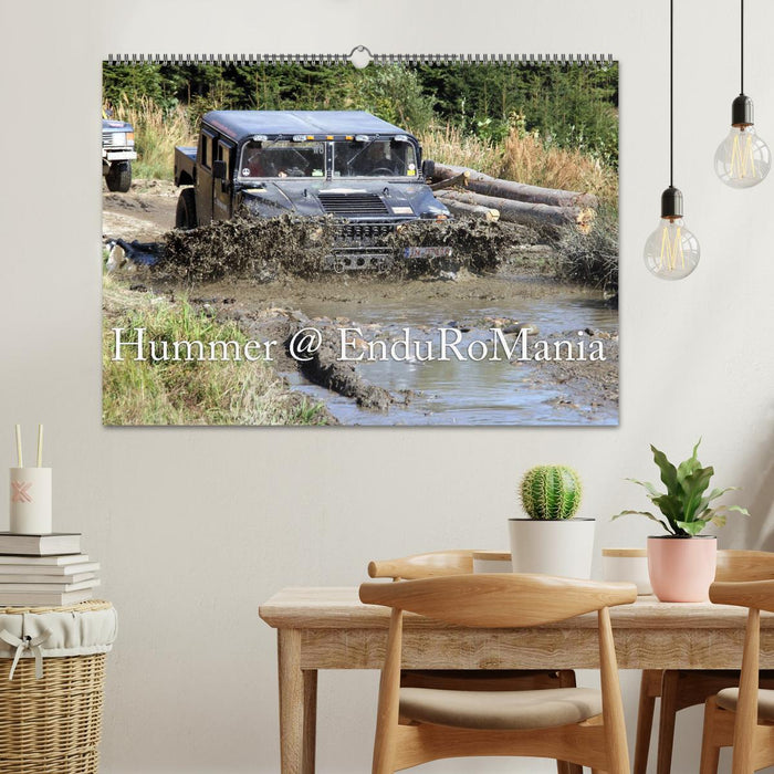Hummer @ EnduRoMania (CALVENDO Wandkalender 2027)