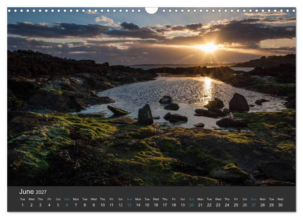 Brittany - Land of the sea - UK-Version (CALVENDO Monthly Calendar 2027)
