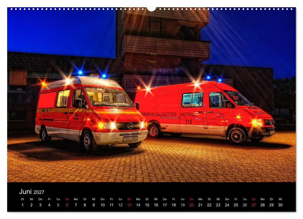 Einsatzfahrzeuge (CALVENDO Wandkalender 2027)