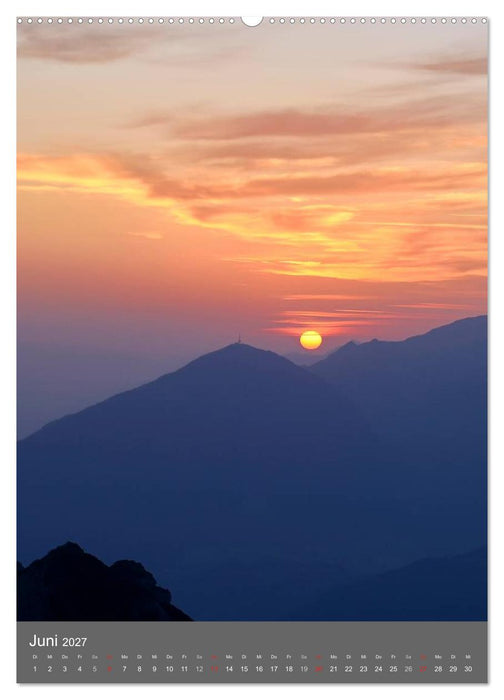 Bergwelt im Licht (CALVENDO Premium Wandkalender 2027)
