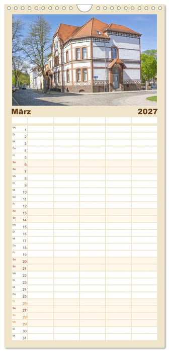 Hoyerswerda - Stadt in der Lausitz (CALVENDO Familienplaner 2027)