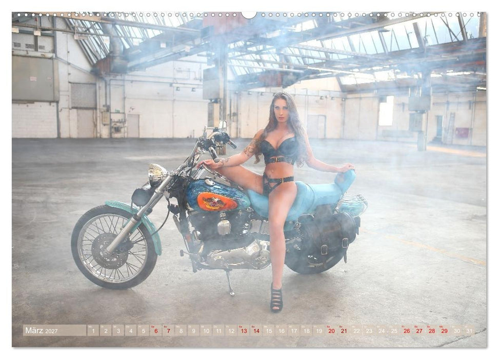Motorräder und Sexy Girls (CALVENDO Wandkalender 2027)