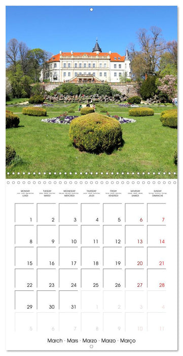 Castles in Eastern Germany (CALVENDO Monthly Calendar 2027)