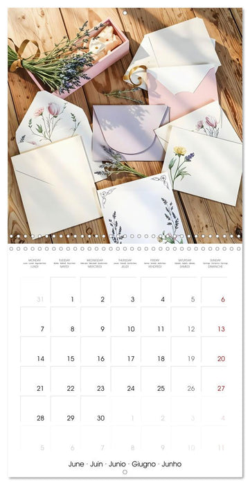 Paper Moments. Paper art in all its forms (CALVENDO Monthly Calendar 2027)