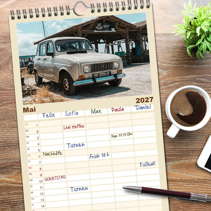 Kultauto aus Frankreich - Renault 4 (CALVENDO Familienplaner 2027)