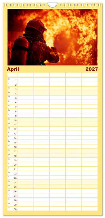 Feuer und Flamme - Feuerwehrkalender (CALVENDO Familienplaner 2027)