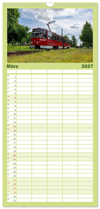 Straßenbahnklassiker auf Schienen (CALVENDO Familienplaner 2027)