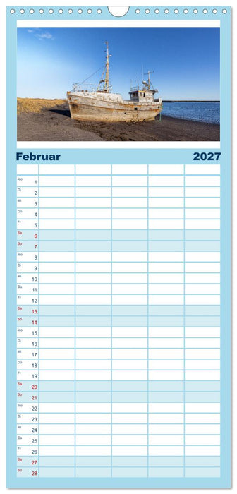 Wracks der Vergangenheit – Gestrandete Zeugen der Zeit (CALVENDO Familienplaner 2027)