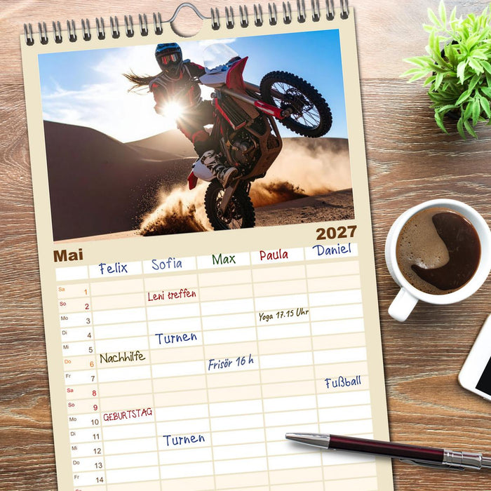 Wüstenabenteuer - Spektakuläre Moto-Rallys (CALVENDO Familienplaner 2027)