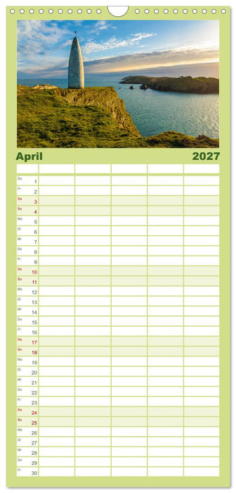 Mystisches Irland (CALVENDO Familienplaner 2027)