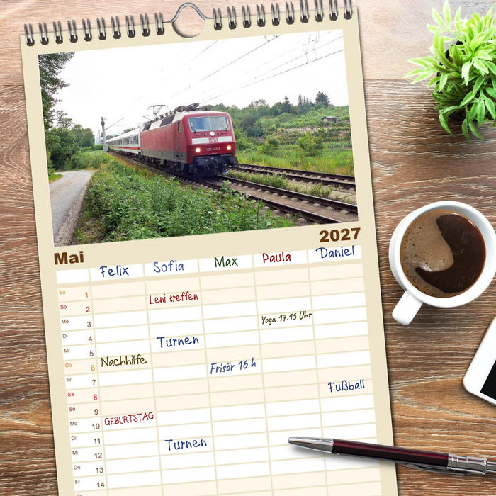 Die Baureihe 120 der Deutschen Bahn (CALVENDO Familienplaner 2027)