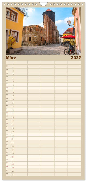 Bautzen neu erleben - Monat für Monat urban eingefangen (CALVENDO Familienplaner 2027)