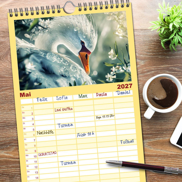Tierische Balance (CALVENDO Familienplaner 2027)