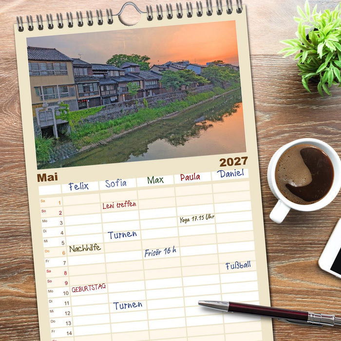 Japan entdecken Tokio, Osaka & mehr (CALVENDO Familienplaner 2027)
