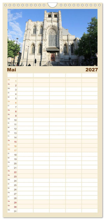 Bezauberndes Löwen in Belgien (CALVENDO Familienplaner 2027)