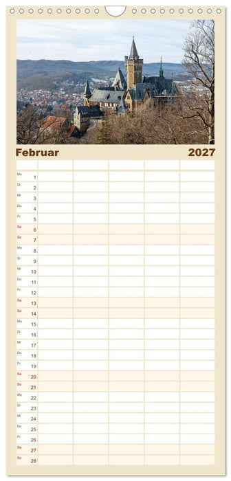 Wernigerode - Historische Fachwerkstadt am Harz (CALVENDO Familienplaner 2027)