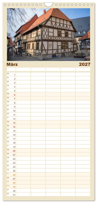 Wernigerode - Historische Fachwerkstadt am Harz (CALVENDO Familienplaner 2027)