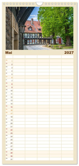 Wernigerode - Historische Fachwerkstadt am Harz (CALVENDO Familienplaner 2027)