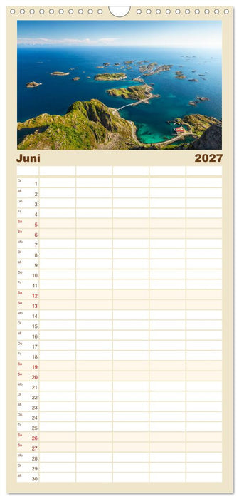 Farben der Lofoten - Jahreszeiten jenseits des Polarkreises (CALVENDO Familienplaner 2027)