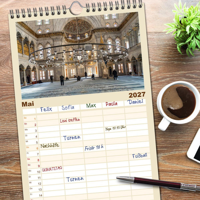 Istanbul - Faszination Moschee (CALVENDO Familienplaner 2027)