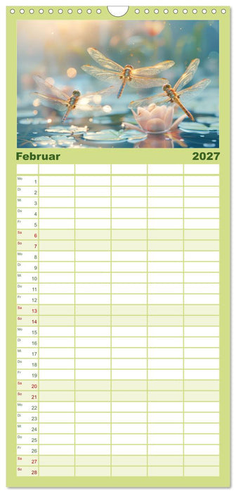 Eine Welt entzückend kleiner Tierchen (CALVENDO Familienplaner 2027)