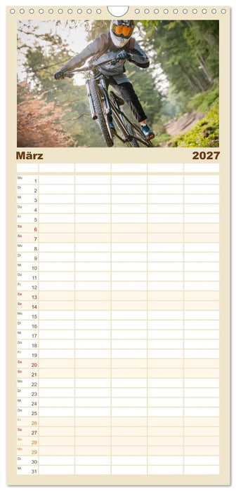 Abfahrtsrausch Downhill Aktion (CALVENDO Familienplaner 2027)