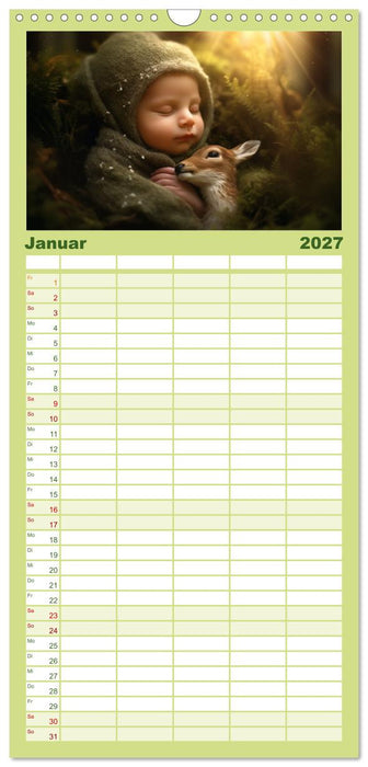 Kleine Schlummerparade: Babys und ihre kuscheligen Tierfreunde (CALVENDO Familienplaner 2027)