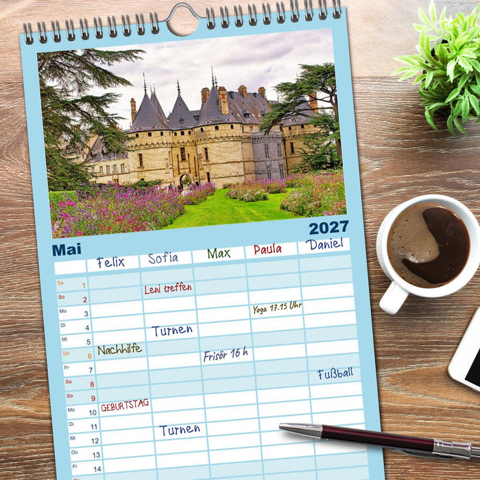Romantisches Loiretal (CALVENDO Familienplaner 2027)