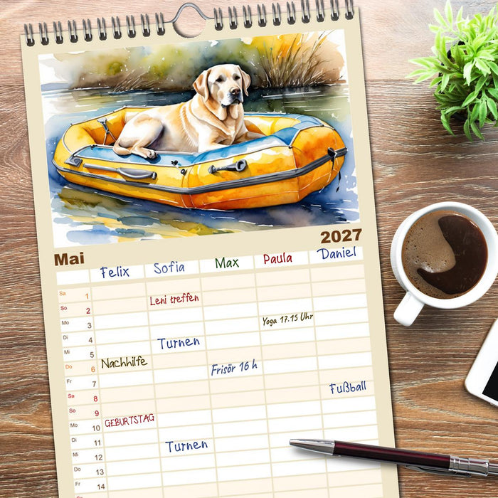 Hundeträume (CALVENDO Familienplaner 2027)