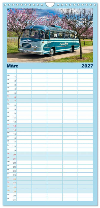 Omnibusse im Fokus (CALVENDO Familienplaner 2027)