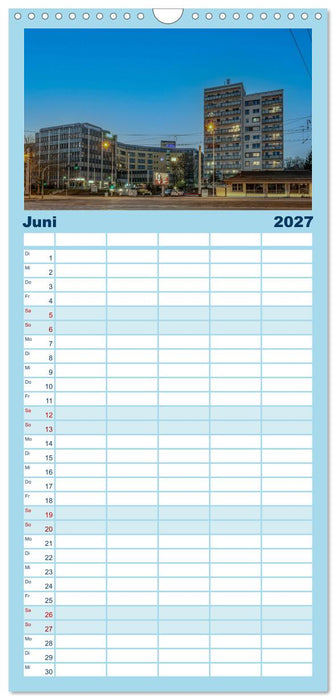 Chemnitz zur blauen Stunde (CALVENDO Familienplaner 2027)