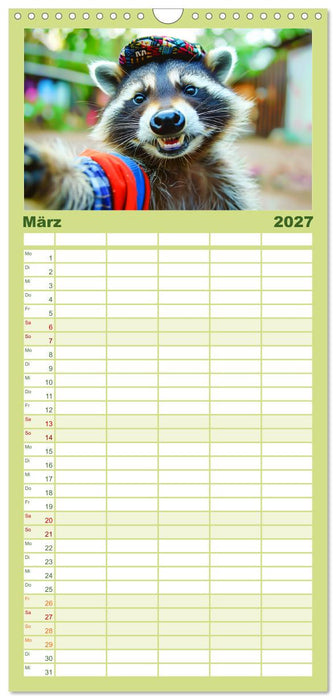 Witzige Tier-Selfies. Lustige Portraits aus der Tierwelt (CALVENDO Familienplaner 2027)