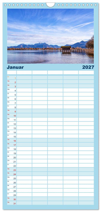Traumhafter Chiemsee - eine kalendarische Reise (CALVENDO Familienplaner 2027)