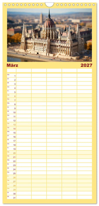 Urlaub in Miniatur (CALVENDO Familienplaner 2027)
