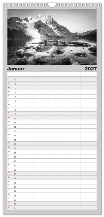 Monochrome Wonders (CALVENDO Familienplaner 2027)
