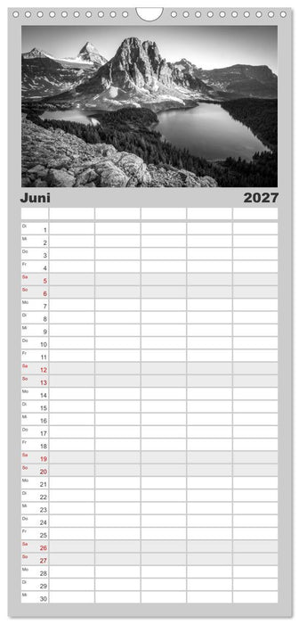 Monochrome Wonders (CALVENDO Familienplaner 2027)