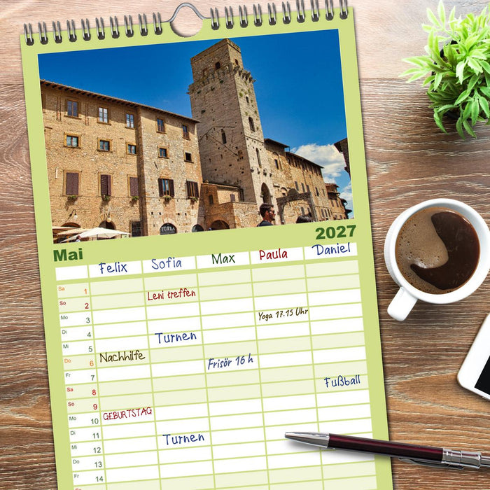 Impressionen aus San Gimignano (CALVENDO Familienplaner 2027)