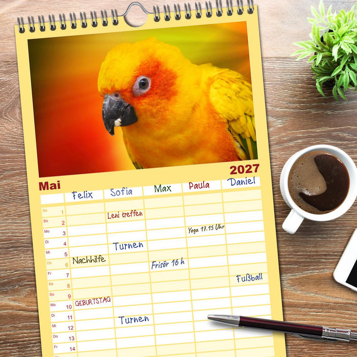 Die bunte Welt der Vögel (CALVENDO Familienplaner 2027)